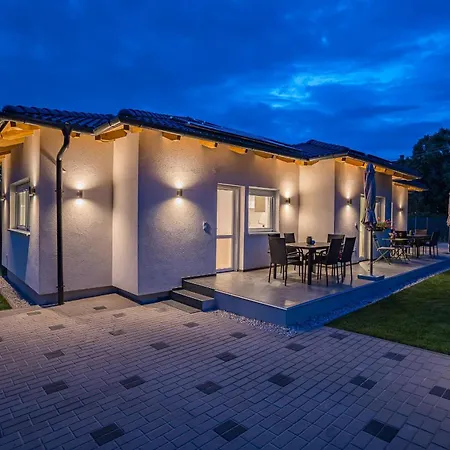 Balatonic Grape Apartmanhaz Siófok