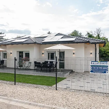 Balatonic Grape Apartmanhaz Apartmán *