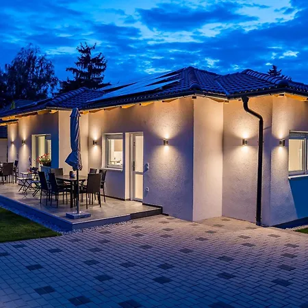 Balatonic Grape Apartmanhaz Apartmán *
