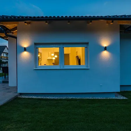 Balatonic Grape Apartmanhaz Siófok