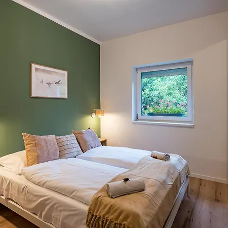 Balatonic Grape Apartmanhaz *