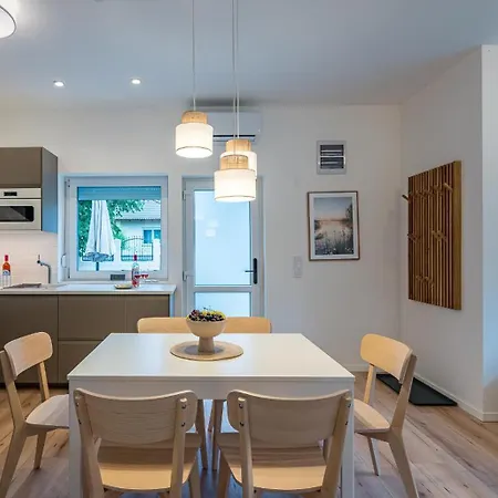 Balatonic Grape Apartmanhaz * Siófok