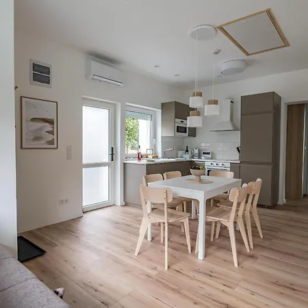 Balatonic Grape Apartmanhaz Siófok