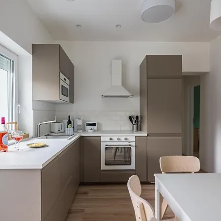 Balatonic Grape Apartmanhaz Lejlighed Siófok