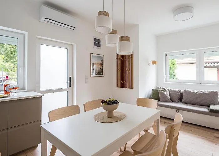 Balatonic Grape Apartmanhaz * Siofok