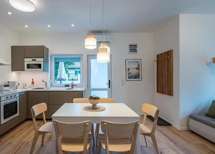 Balatonic Grape Apartmanhaz * Siofok