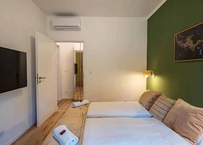 Balatonic Grape Apartmanhaz * Siofok